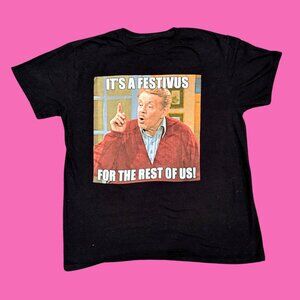 Seinfeld ''It's a Festivus'' T-Shirt Size M